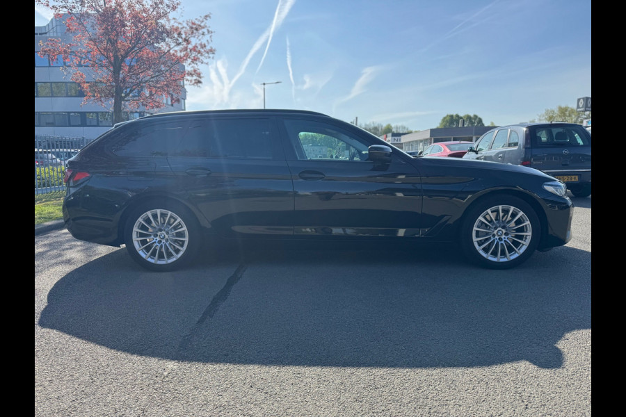 BMW 5 Serie Touring 530e xDrive ACC HUD 360 camera Laser 1 Jaar Garantie !