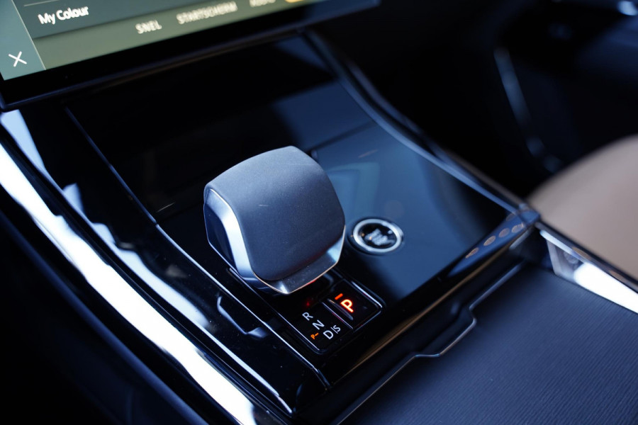 Land Rover Range Rover Sport P 460 E Dynamic / Panoramadak / Meridian