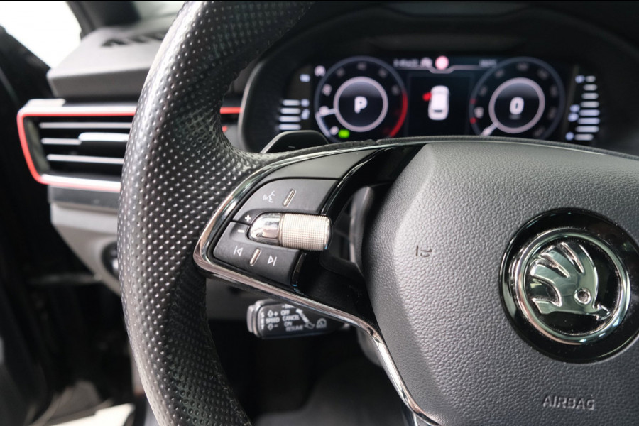 Škoda SCALA 1.0 TSI Sport Business Automaat - N.A.P. Airco, Cruise, PDC, Camera, Navi, Carplay, Trekhaak.