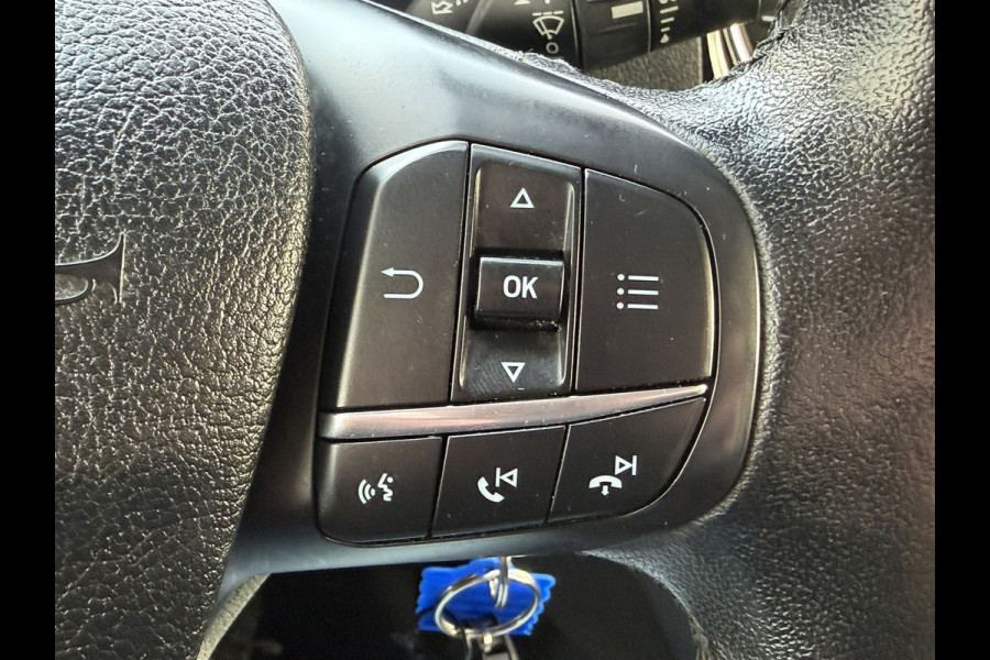 Ford Transit Custom 300 2.0 TDCI L2H1 Automaat Cruise Airco Stoelverwarming Camera Dab+ Navigatie Carplay