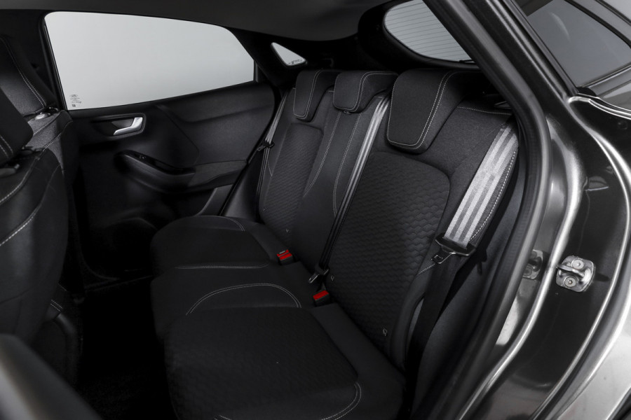 Ford Puma 1.0 EcoBoost Hybrid 125 PK Titanium | Cruise | Winterpakket | PDC | NAV + App. Connect | ECC | LM 17'' |