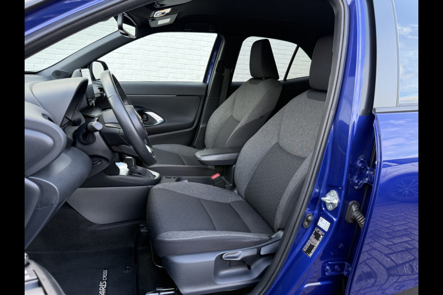 Toyota Yaris Cross 1.5 Hybrid Team D | Navi | CarPlay | Camera | Keyless | LED