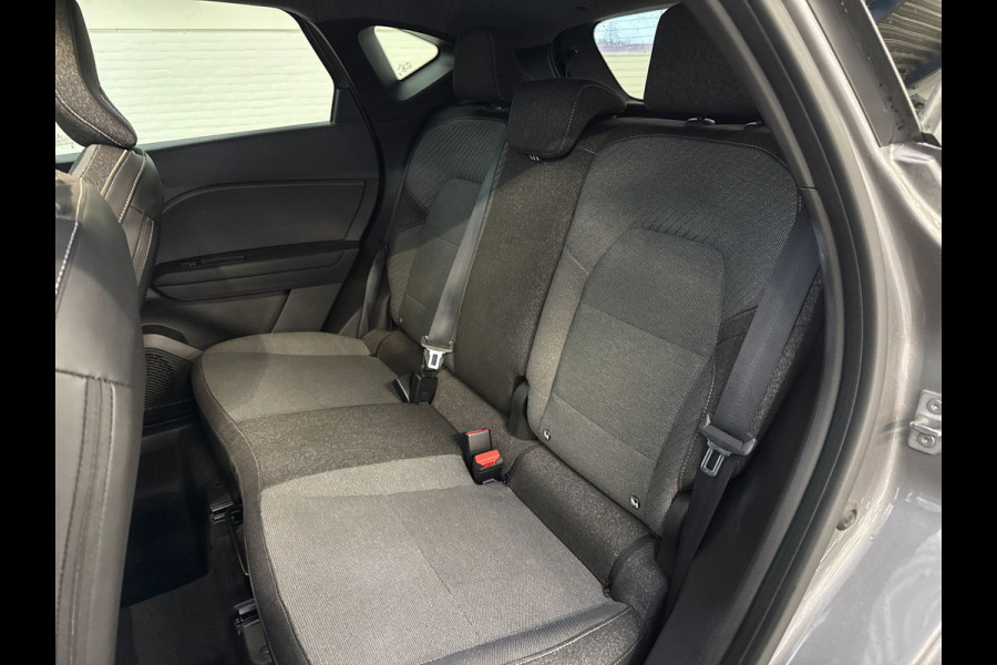 Renault Captur 1.6 E-Tech full hybrid 145 techno (BOVAG/RIJKLAARPRIJS)