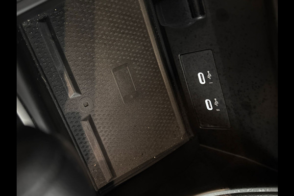 Renault Captur 1.6 E-Tech full hybrid 145 techno (BOVAG/RIJKLAARPRIJS)