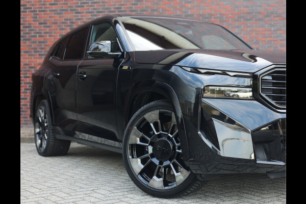 BMW XM PHEV 30 kWh | Bowers & Wilkins - Trekhaak