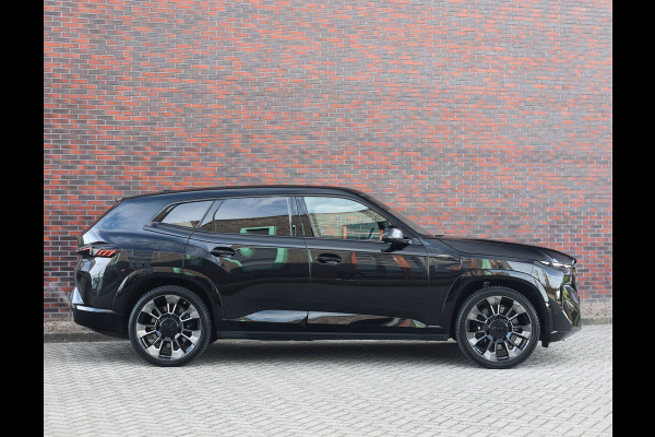 BMW XM PHEV 30 kWh | Bowers & Wilkins - Trekhaak