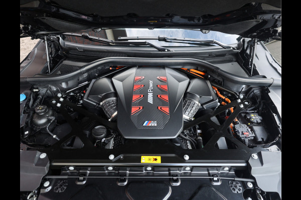 BMW XM PHEV 30 kWh | Bowers & Wilkins - Trekhaak