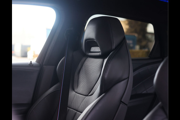 BMW XM PHEV 30 kWh | Bowers & Wilkins - Trekhaak