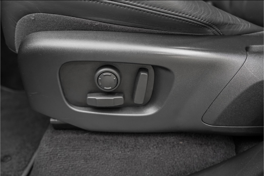 Land Rover Range Rover Sport P400e HSE Dynamic Stealth SVO Pano ACC Meridian