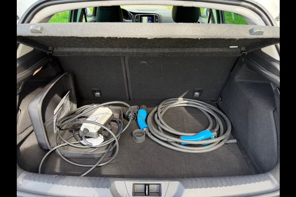 Renault Mégane 1.6 E-Tech Plug-In Hybrid 160 Zen | Automaat + Keyless + Led + Carplay |
