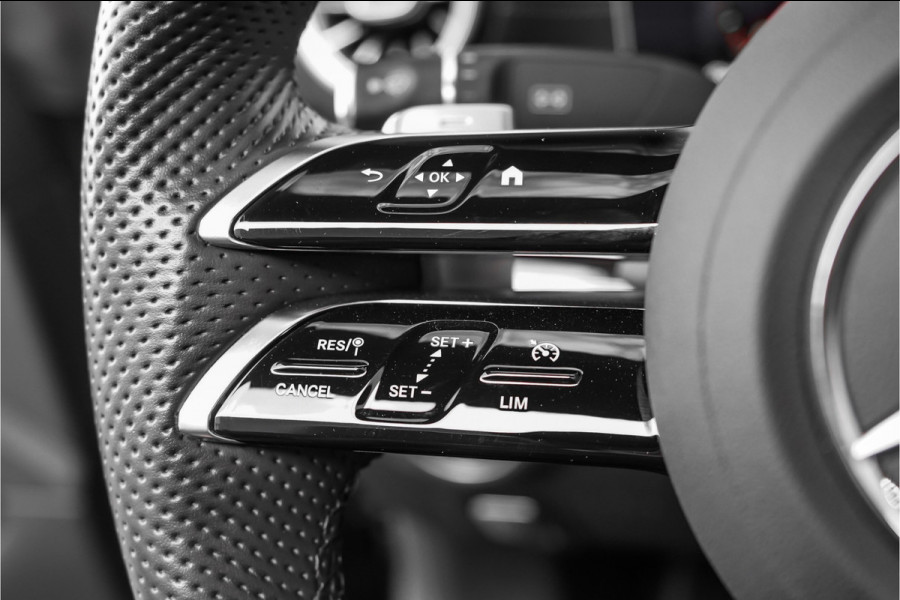 Mercedes-Benz E-Klasse Cabrio 200 AMG Line Camera Memory Nekverwarming CarPlay