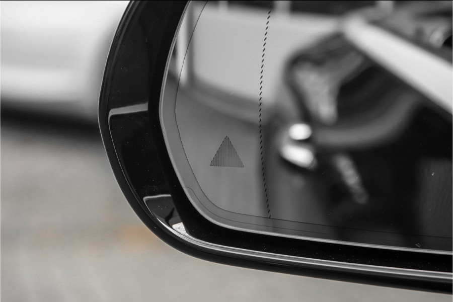 Mercedes-Benz E-Klasse Cabrio 200 AMG Line Camera Memory Nekverwarming CarPlay