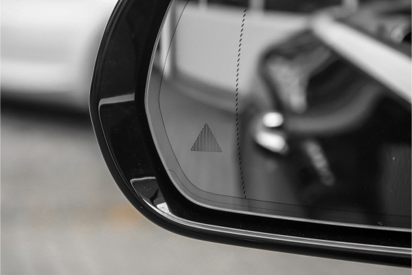 Mercedes-Benz E-Klasse Cabrio 200 AMG Line Camera Memory Nekverwarming CarPlay
