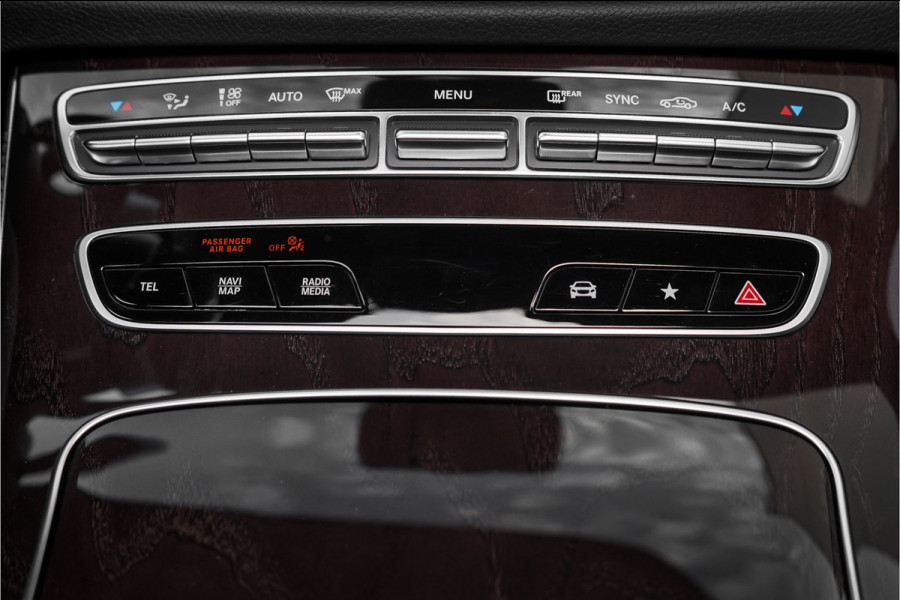 Mercedes-Benz E-Klasse Cabrio 200 AMG Line Camera Memory Nekverwarming CarPlay