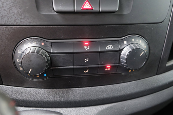 Mercedes-Benz Vito 111 CDI Lang - N.A.P. Airco, Trekhaak.