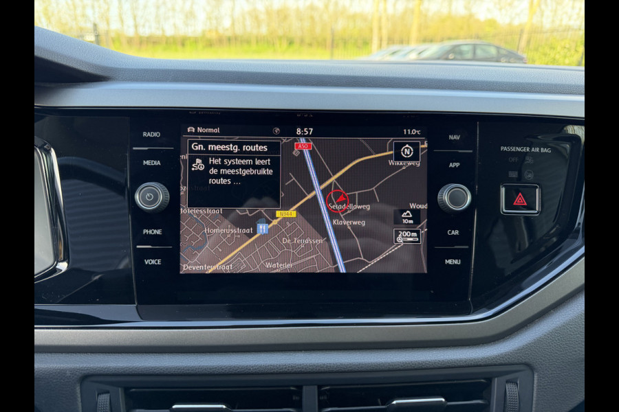 Volkswagen Polo 1.0 TSI Comfortline Business (INCL.BTW) Aut. *ADAPTIVE-CRUISE | NAVI-FULLMAP | COMFORTSEATS | DAB | CARPLAY | ECC | PDC | 16''ALU*