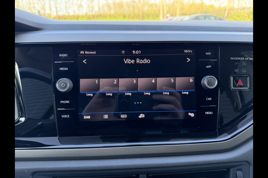 Volkswagen Polo 1.0 TSI Comfortline Business (INCL.BTW) Aut. *ADAPTIVE-CRUISE | NAVI-FULLMAP | COMFORTSEATS | DAB | CARPLAY | ECC | PDC | 16''ALU*