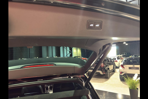 Volkswagen Tiguan 2.0 TSI 4Motion Highline Business R-Line Exterieur | Pano | Leder Elektr. stoelen en verw.| 20"| Digitaal Display |