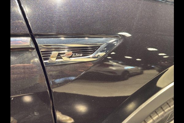 Volkswagen Tiguan 2.0 TSI 4Motion Highline Business R-Line Exterieur | Pano | Leder Elektr. stoelen en verw.| 20"| Digitaal Display |