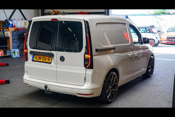Volkswagen Caddy Cargo 2.0 TDI 1st Edition | Stoelverwarming | Camera | Carplay | Park Assist