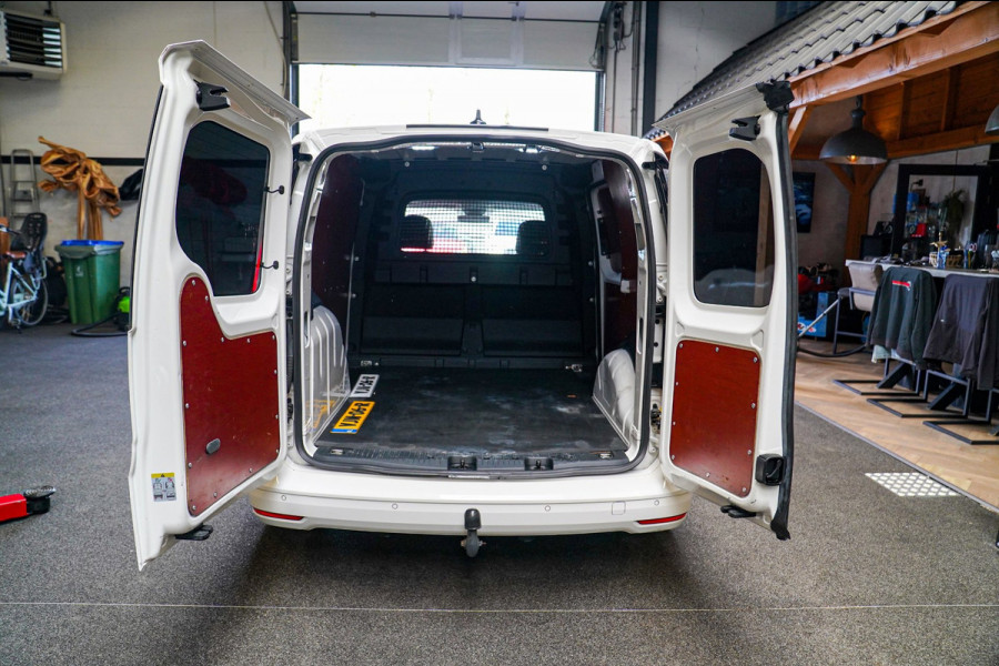Volkswagen Caddy Cargo 2.0 TDI 1st Edition | Stoelverwarming | Camera | Carplay | Park Assist