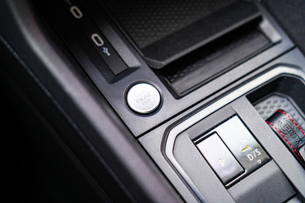 Volkswagen Caddy Cargo 2.0 TDI 1st Edition | Stoelverwarming | Camera | Carplay | Park Assist