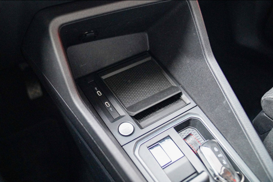 Volkswagen Caddy Cargo 2.0 TDI 1st Edition | Stoelverwarming | Camera | Carplay | Park Assist