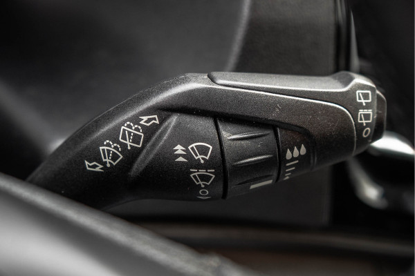 Ford Transit Custom 2.0 EcoBlue L2H1 | 170 PK | Automaat | LED | Camera | Schuifdeur L+R | PDC