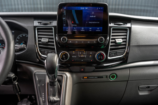 Ford Transit Custom 2.0 EcoBlue L2H1 | 170 PK | Automaat | LED | Camera | Schuifdeur L+R | PDC