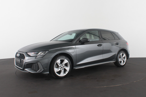 Audi A3 Sportback 40 TFSI e S line > 204pk/Daytona/17inch/Sport-design (S-line)