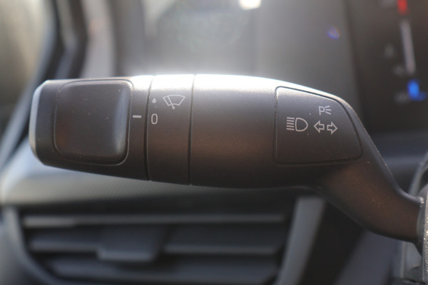 Ford Custom 2.0 TDci L1 H1 Trend Airco Apple Carplay Camera