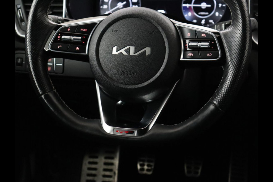 Kia Ceed 1.0 T-GDi GT-Line | Panoramadak | Leder/Alcantara | Stoelverwarming | Carplay | Keyless | Stuurverwarming | Digital Cockpit | Sportstoelen | Navigatie | Full LED | Camera | Dodehoek detectie