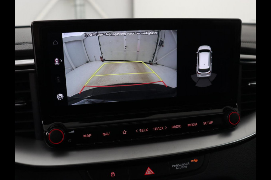 Kia Ceed 1.0 T-GDi GT-Line | Panoramadak | Leder/Alcantara | Stoelverwarming | Carplay | Keyless | Stuurverwarming | Digital Cockpit | Sportstoelen | Navigatie | Full LED | Camera | Dodehoek detectie