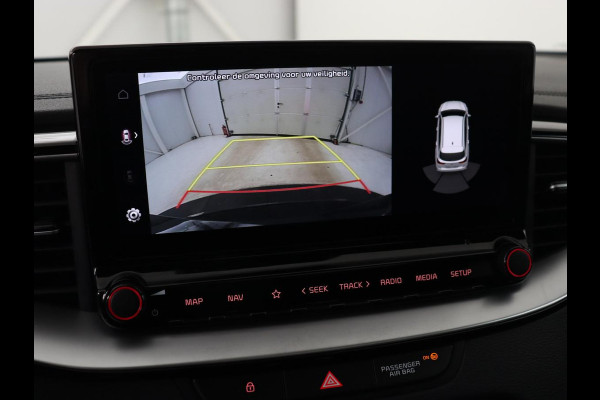 Kia Ceed 1.0 T-GDi GT-Line | Panoramadak | Leder/Alcantara | Stoelverwarming | Carplay | Keyless | Stuurverwarming | Digital Cockpit | Sportstoelen | Navigatie | Full LED | Camera | Dodehoek detectie