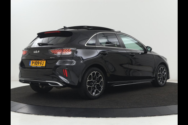 Kia Ceed 1.0 T-GDi GT-Line | Panoramadak | Leder/Alcantara | Stoelverwarming | Carplay | Keyless | Stuurverwarming | Digital Cockpit | Sportstoelen | Navigatie | Full LED | Camera | Dodehoek detectie