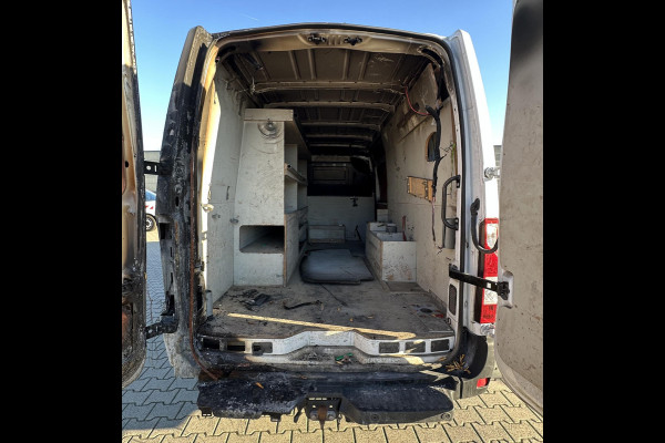 Opel Movano 2.3 Turbo L4H2 165PK DL BRANDSCHADE