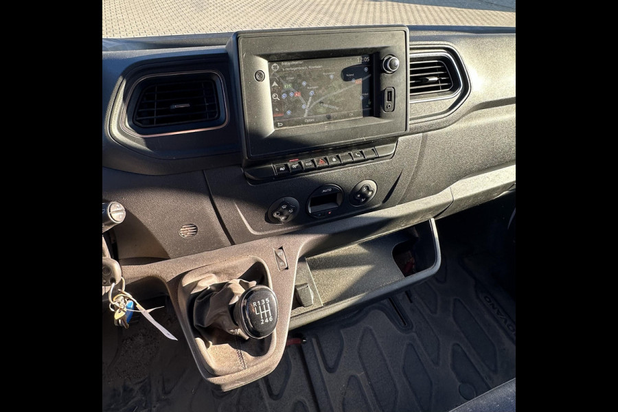 Opel Movano 2.3 Turbo L4H2 165PK DL BRANDSCHADE