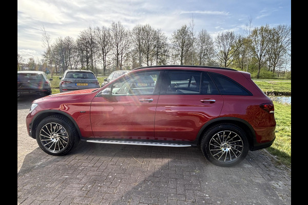 Mercedes-Benz GLC 300e 4MATIC AMG Line | PHEV | Plug-in Hybride | 320pk | Panoramadak | Stoelverwarming | 360 camera | Burmester audio