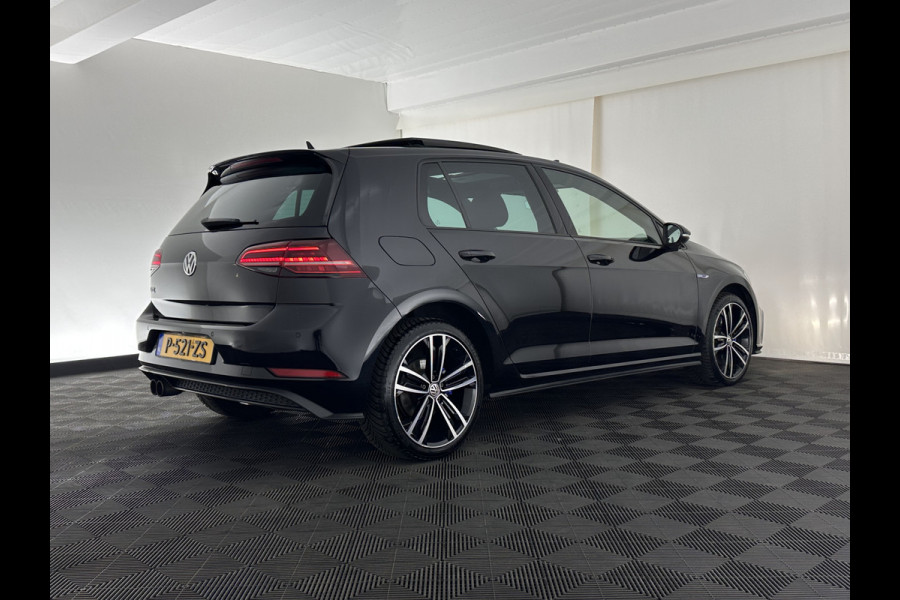 Volkswagen Golf 1.4 TSI PHEV GTE (Plug-in) Aut. *PANO | ADAPTIVE-CRUISE | FULL-LED | DIGI-COCKPIT | BLINDSPOT | HEATED-SPORTSEATS | KEYLESS | NAVI-FULLMAP | AMBIENT-LIGHT | SHIFT-PADDLES | PRIVACY-GLASS | ECC | PDC | 18''ALU*