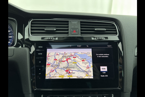 Volkswagen Golf 1.4 TSI PHEV GTE (Plug-in) Aut. *PANO | ADAPTIVE-CRUISE | FULL-LED | DIGI-COCKPIT | BLINDSPOT | HEATED-SPORTSEATS | KEYLESS | NAVI-FULLMAP | AMBIENT-LIGHT | SHIFT-PADDLES | PRIVACY-GLASS | ECC | PDC | 18''ALU*