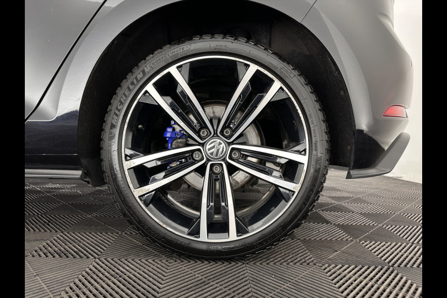 Volkswagen Golf 1.4 TSI PHEV GTE (Plug-in) Aut. *PANO | ADAPTIVE-CRUISE | FULL-LED | DIGI-COCKPIT | BLINDSPOT | HEATED-SPORTSEATS | KEYLESS | NAVI-FULLMAP | AMBIENT-LIGHT | SHIFT-PADDLES | PRIVACY-GLASS | ECC | PDC | 18''ALU*