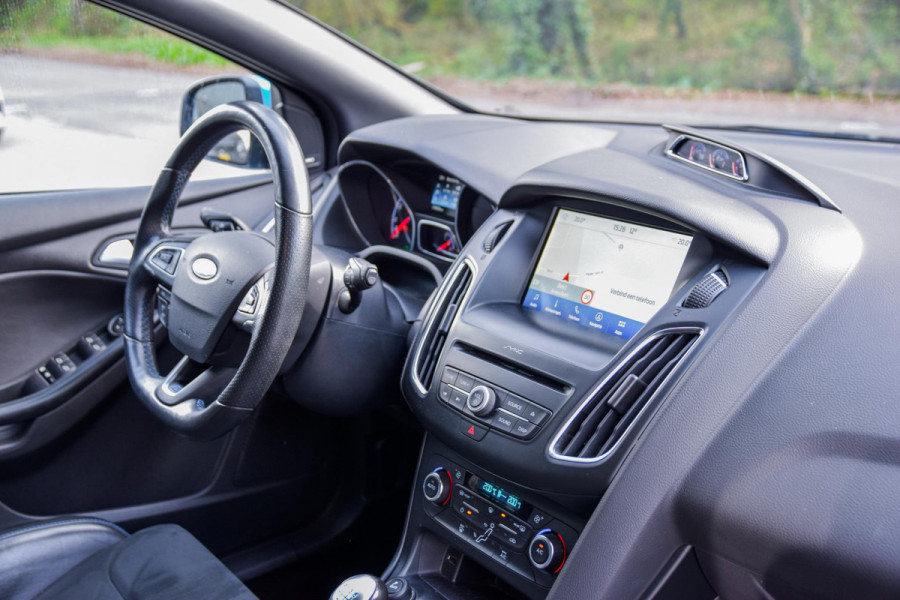 Ford Focus 2.3 RS | RS Seats | Bull-X | Carplay |