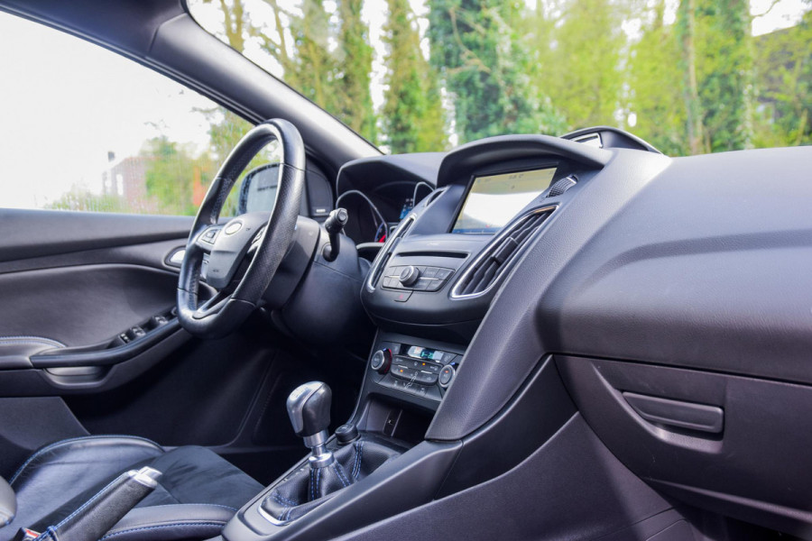 Ford Focus 2.3 RS | RS Seats | Bull-X | Carplay |