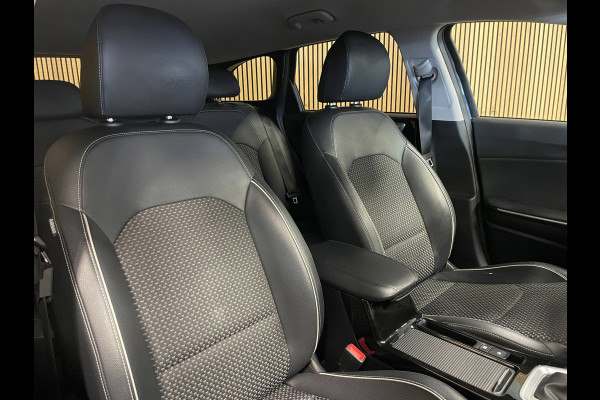 Kia Ceed Sportswagon 1.4 T-GDi DynamicPlusLine|AUTOMAAT|ACC|TREKHAAK|LEDER|CARPLAY|CAMERA|STOEL+STUURVERW|NAVI|NAP|NL|IN.BTW|1 EIG