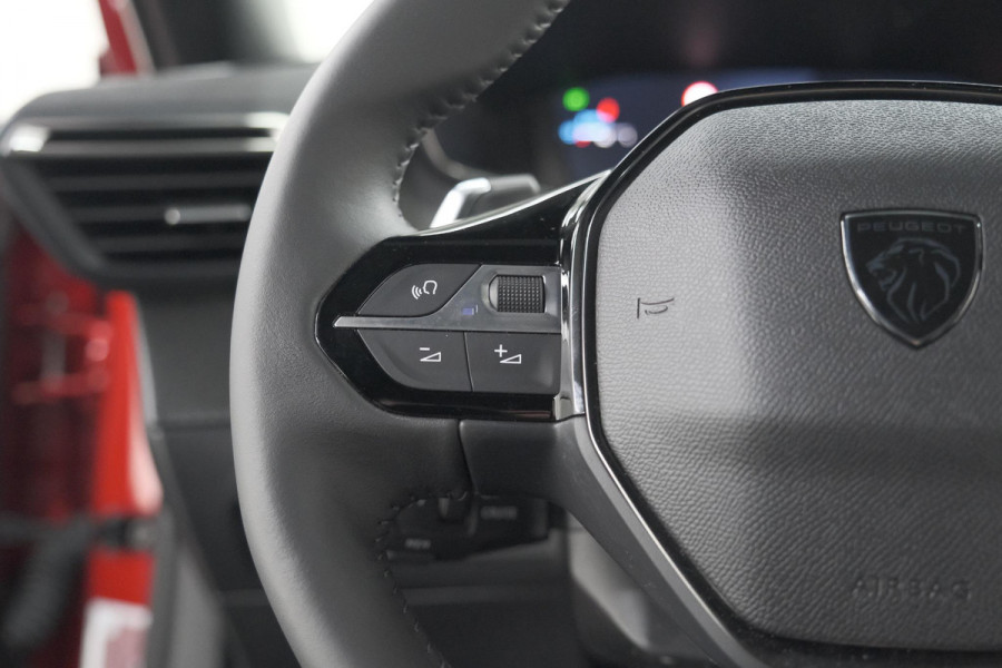 Peugeot 2008 Hybrid 145 e-DCS Allure | 360 Camera | Adaptieve Cruise Control | Navigatie | Dodehoekdetectie