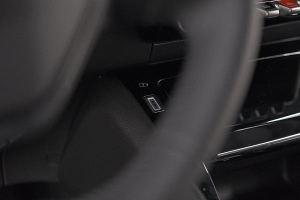 Peugeot 2008 Hybrid 145 e-DCS Allure | 360 Camera | Adaptieve Cruise Control | Navigatie | Dodehoekdetectie