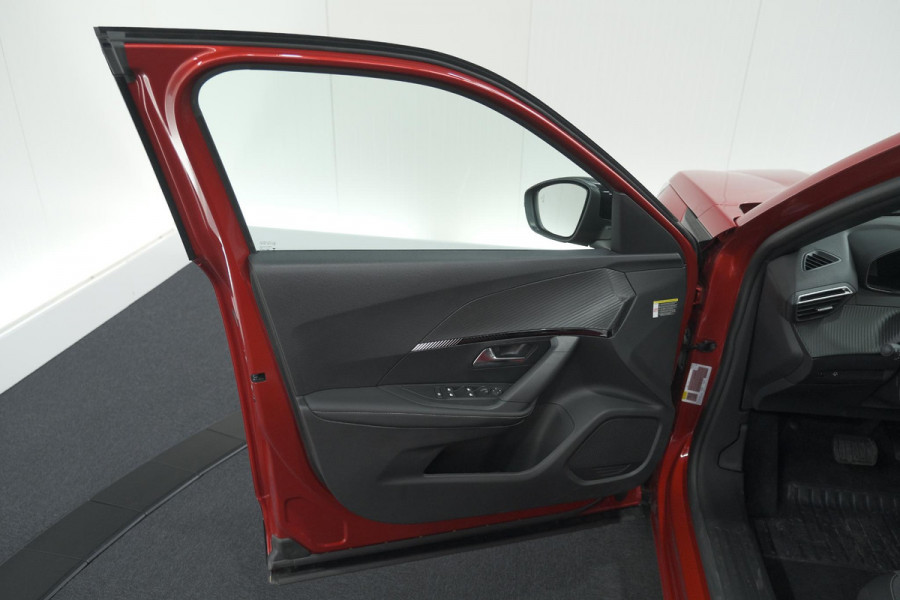 Peugeot 2008 Hybrid 145 e-DCS Allure | 360 Camera | Adaptieve Cruise Control | Navigatie | Dodehoekdetectie