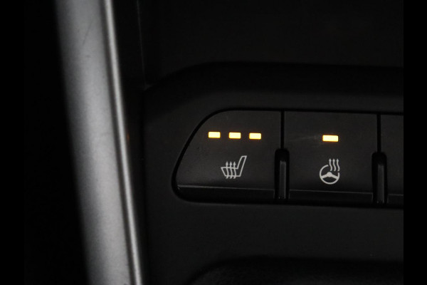 Kia Stonic 1.0 T-GDi MHEV GT-PlusLine | Schuifdak | Stoelverwarming | Adaptive cruise | Camera | Full LED | Keyless | Carplay | Navigatie | Stuurverwarming | Dodehoek detectie | Climate control | Parkeerhulp