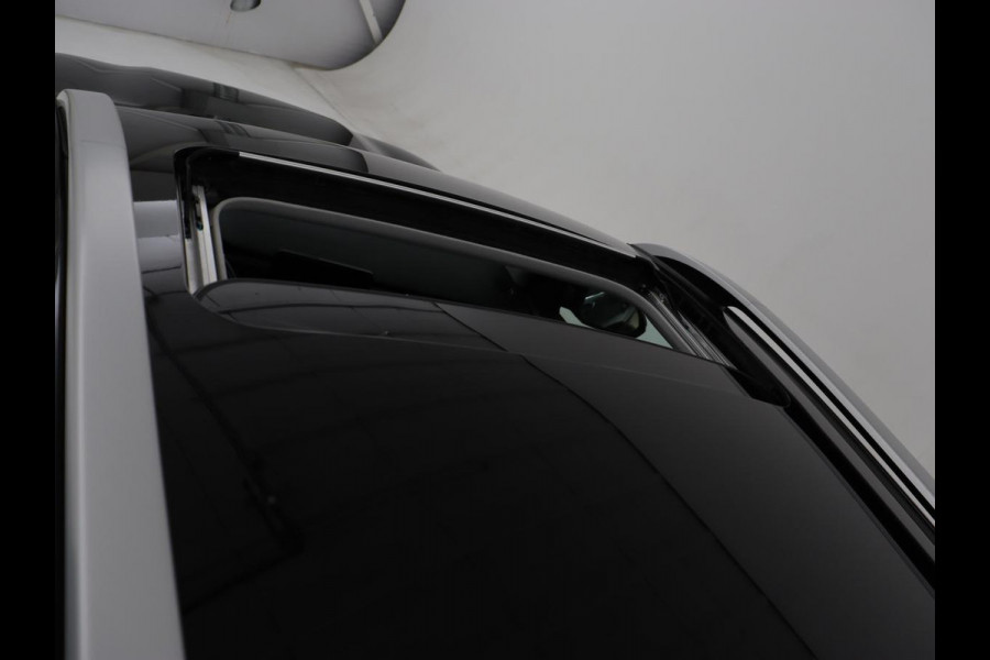 Kia Stonic 1.0 T-GDi MHEV GT-PlusLine | Schuifdak | Stoelverwarming | Adaptive cruise | Camera | Full LED | Keyless | Carplay | Navigatie | Stuurverwarming | Dodehoek detectie | Climate control | Parkeerhulp