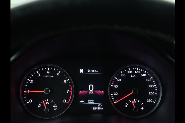 Kia Stonic 1.0 T-GDi MHEV GT-PlusLine | Schuifdak | Stoelverwarming | Adaptive cruise | Camera | Full LED | Keyless | Carplay | Navigatie | Stuurverwarming | Dodehoek detectie | Climate control | Parkeerhulp